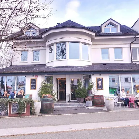 Kavenija Apartmaji - Free Parking Apartmán Maribor