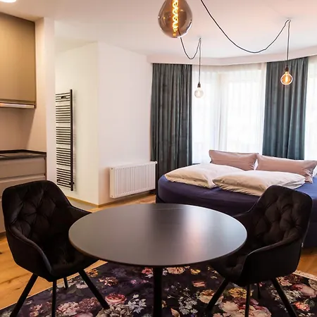 Kavenija Apartmaji - Free Parking Apartment *