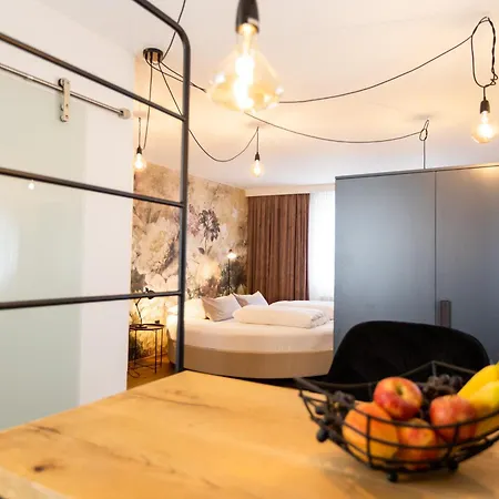 Kavenija Apartmaji - Free Parking