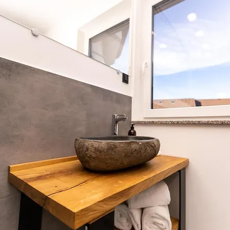 Apartment Kavenija Apartmaji - Free Parking Marburg