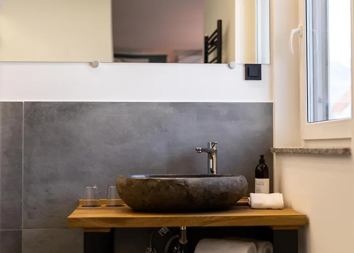 Kavenija Apartmaji - Free Parking דירה